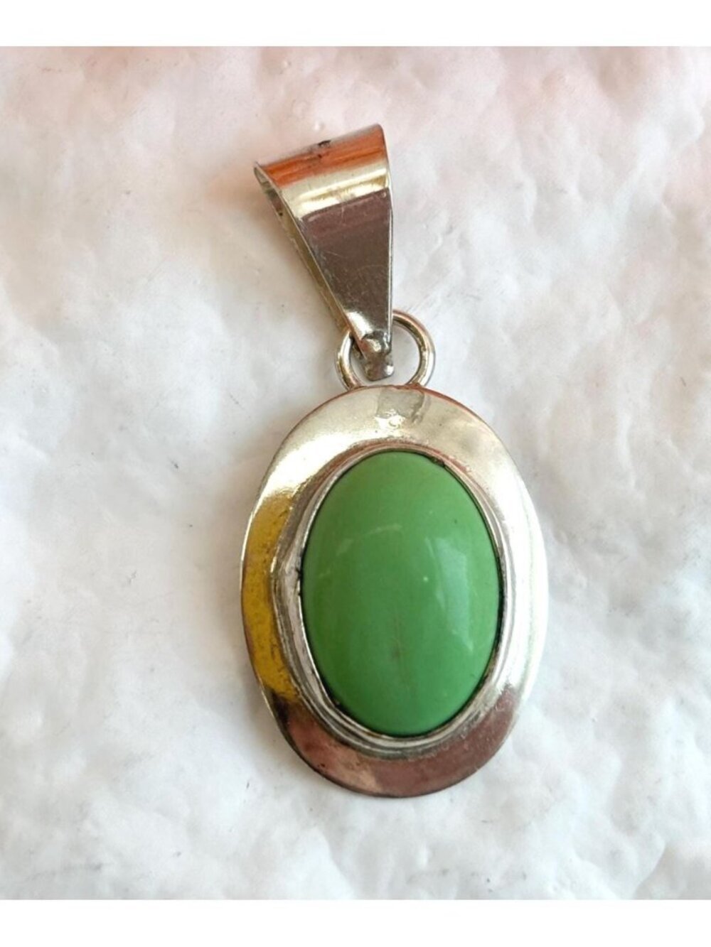 Little Green Dyed Jade Gemstone Oval Vintage Stering Silver 925 Pendant | Charm